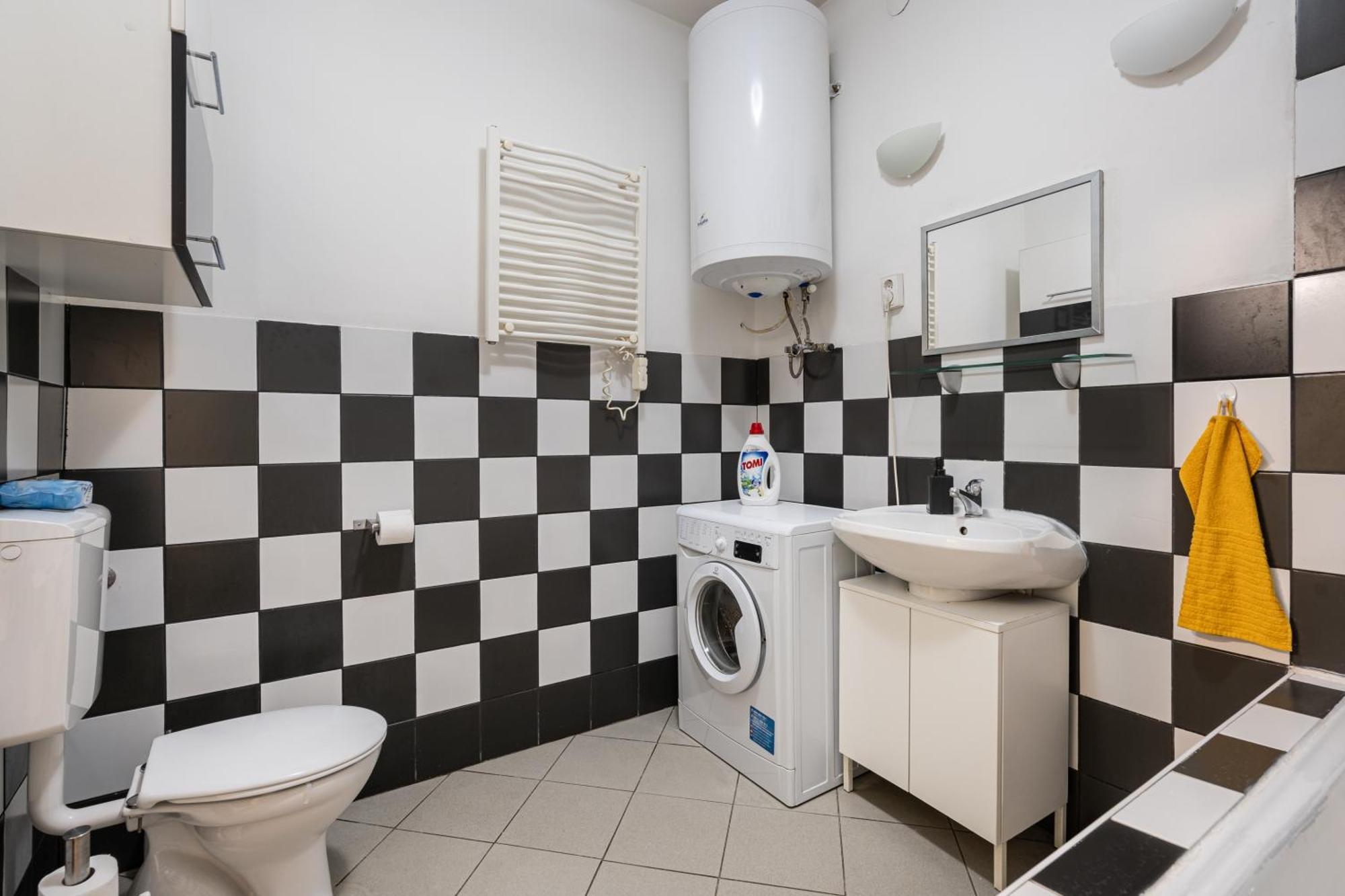 Affordable Heroes' Square Residence Boedapest Buitenkant foto